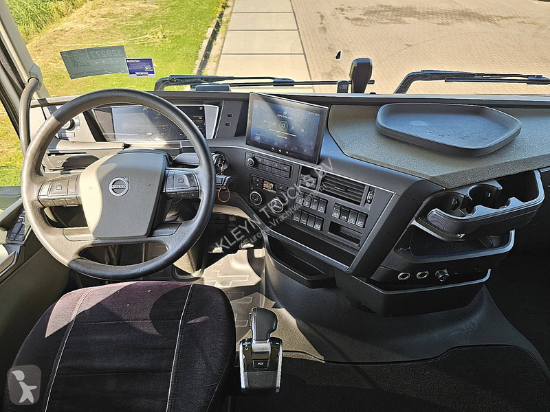 جرار Volvo 500 6X2 SINGLE BOOGIE