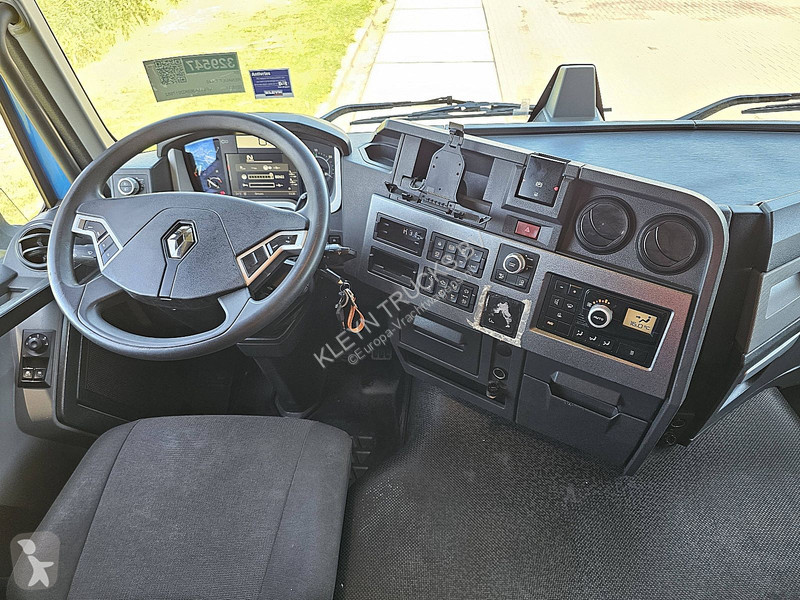 جرار Renault T 440 A