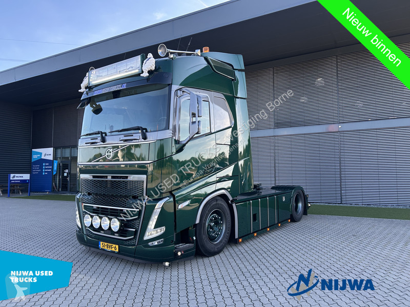 جرار Volvo 500 TC 4x2 Showtruck + I-Park