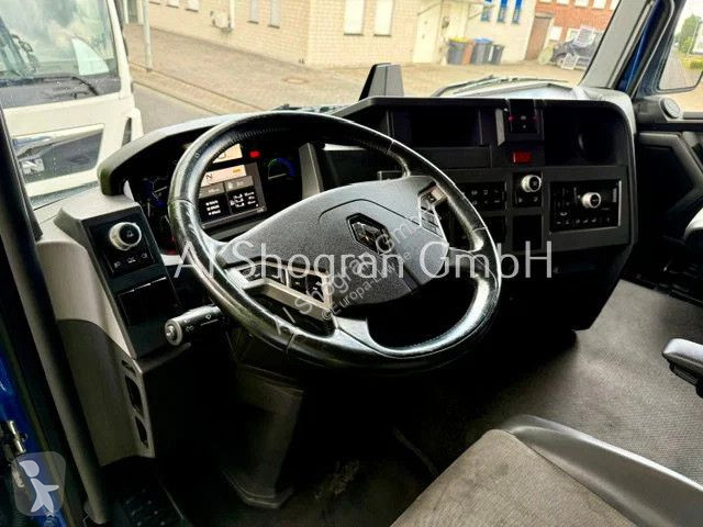 جرار Renault T460...