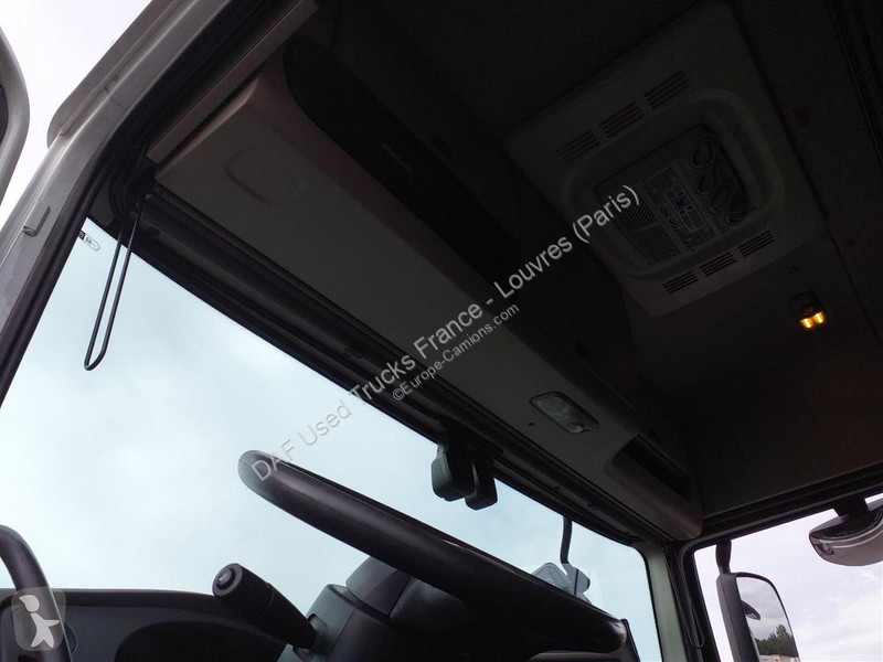 جرار DAF XF  FT 4X2