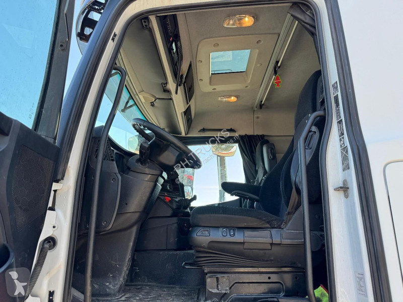 جرار Mercedes 3351 6X4 EURO 6