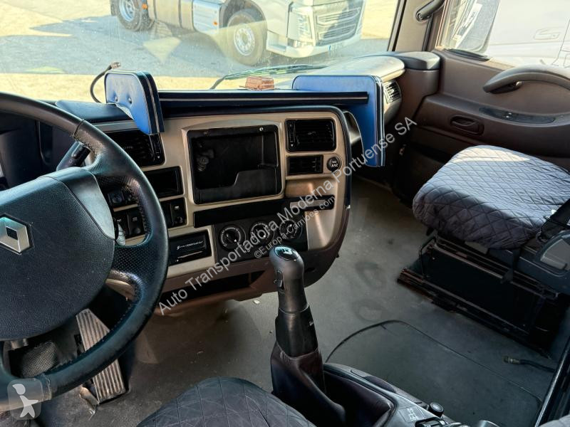 جرار Renault 460 DXI