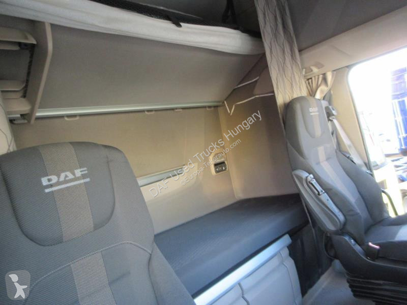 جرار DAF XG  FT 4X2