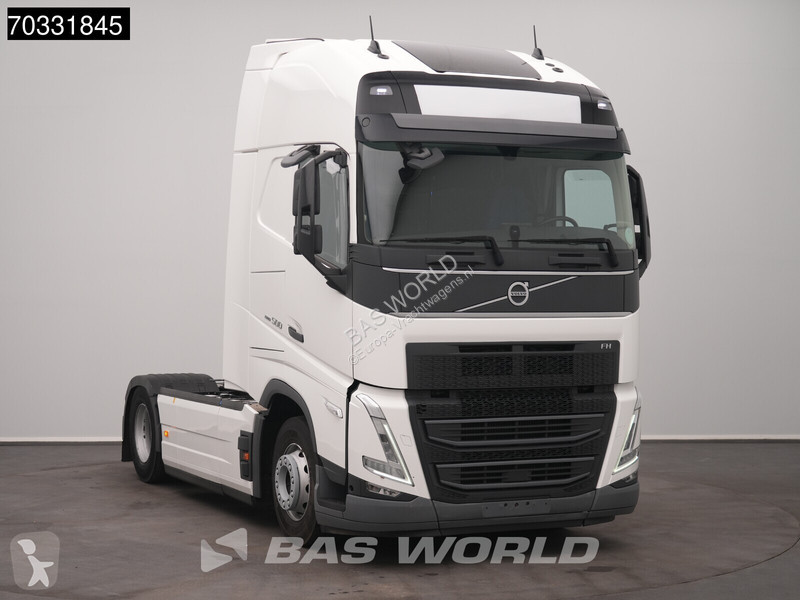 جرار Volvo 500 4X2 XL 2x Tanks Standklima ACC APK