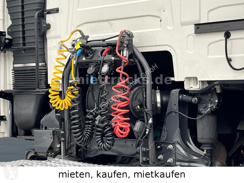 Влекач Volvo 500 Globe Mietkauf 1525 Euro mtl.