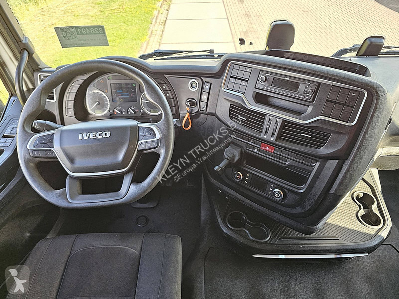 جرار Iveco AS440S49
