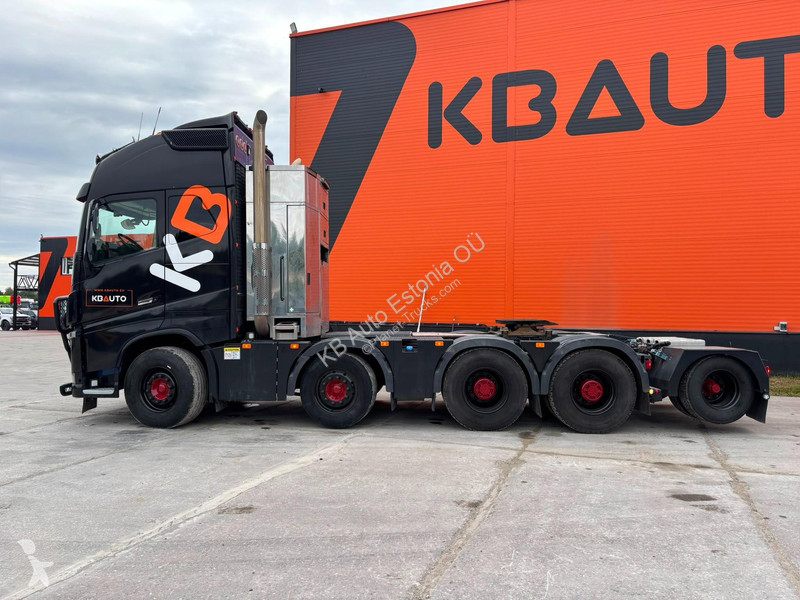 جرار Volvo 750 10x4 GCW 185 ton / GLOBE XL /...