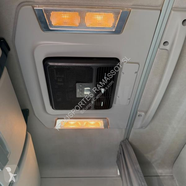 جرار Renault  T 520 (7 UNITÉS / 7 UNIDADES / 7...