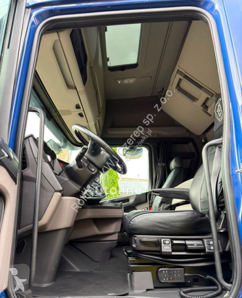جرار Scania S 450