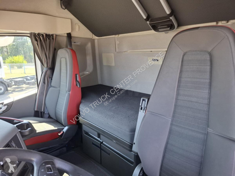 Tracteur Volvo 500