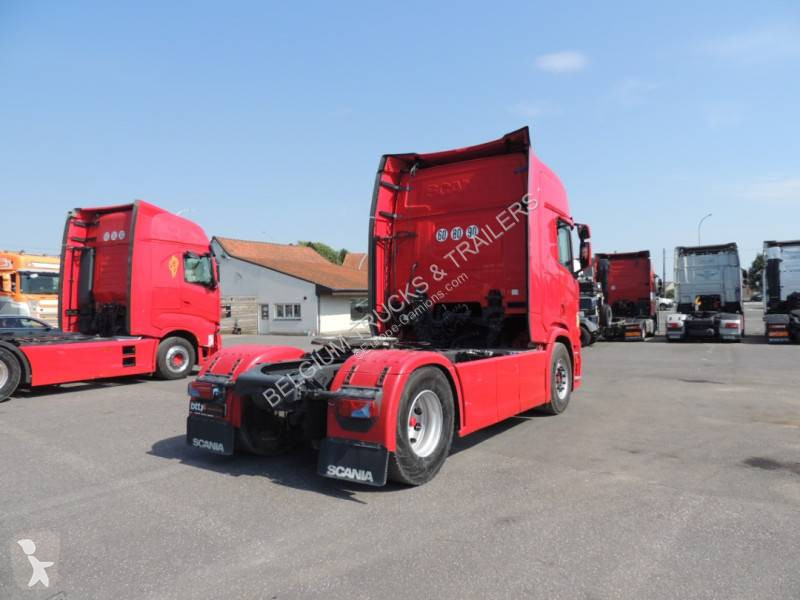 جرار Scania