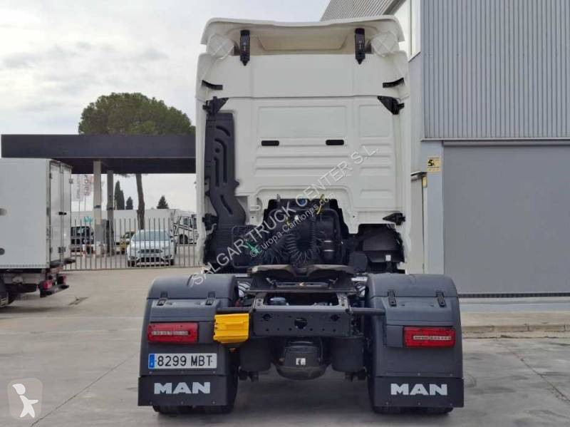 جرار MAN
