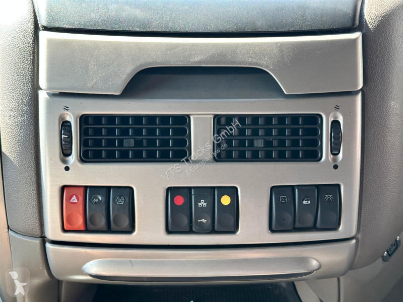 جرار DAF 4x2 BL SA Klima LM Navi
