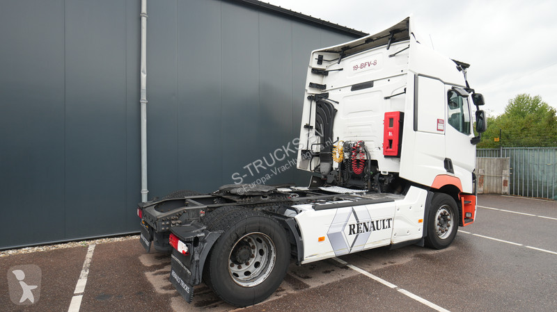 Cap tractor Renault T 460 comfort tractor unit