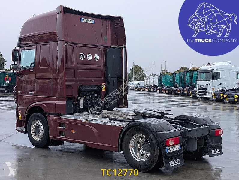 Tracteur DAF 530