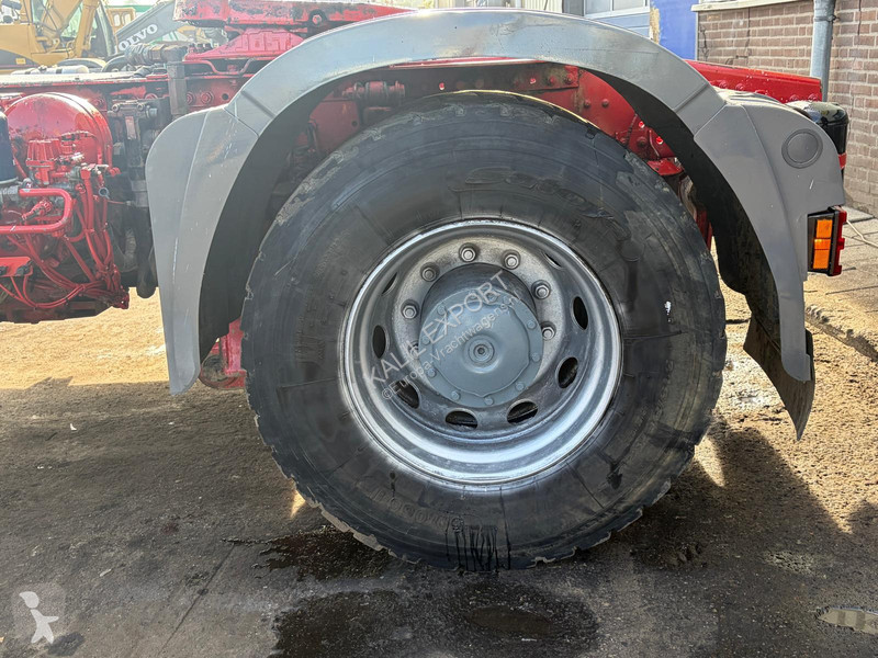 Trekker Mercedes 2044 Tractor - V6 - 4x4 - EPS...