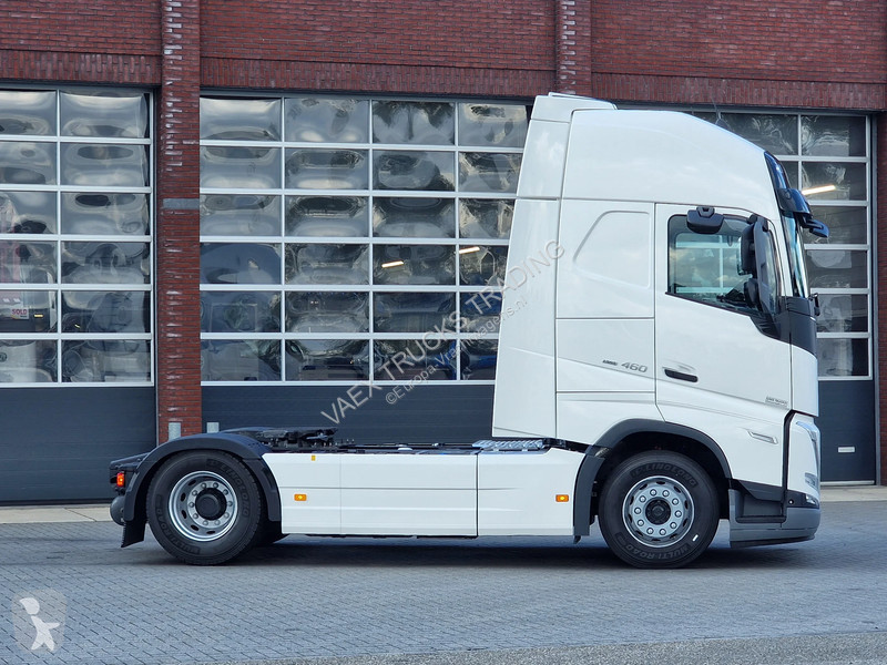 Tracteur Volvo 13460 Globetrotter XL 4x2 - I...