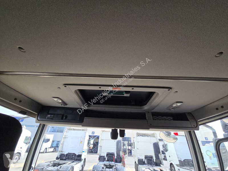 Cabeza tractora DAF CF  FT 4X2
