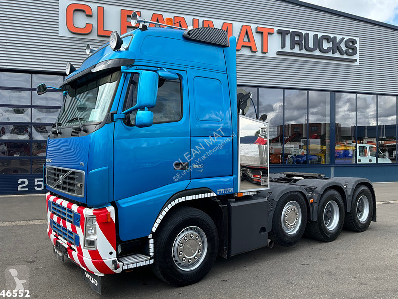 Cabeza tractora Volvo 520 8x4 Euro 5...