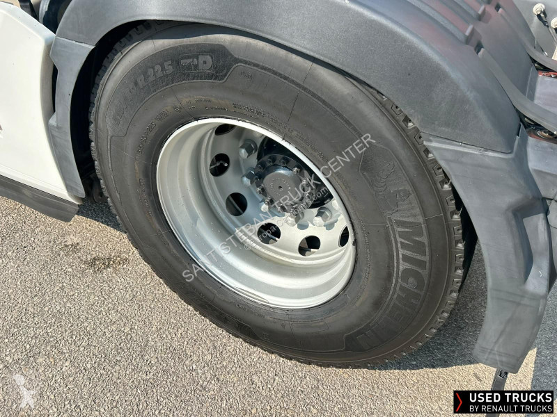 Cabeza tractora Renault