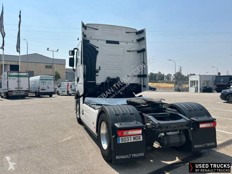 Cabeza tractora Renault
