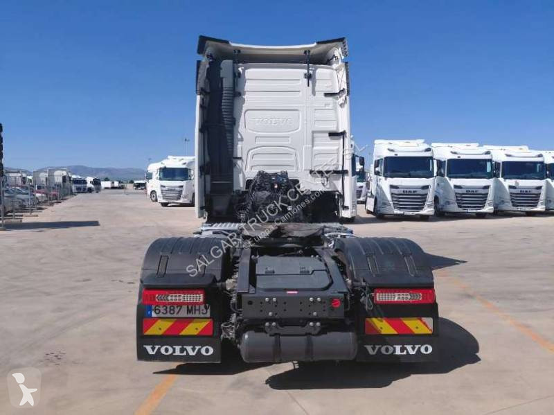 Cabeza tractora Volvo