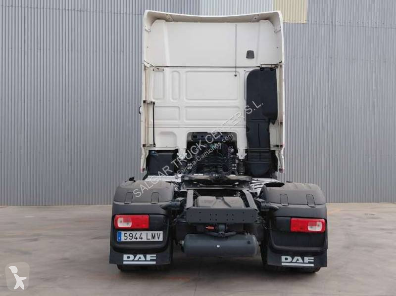 Cabeza tractora DAF