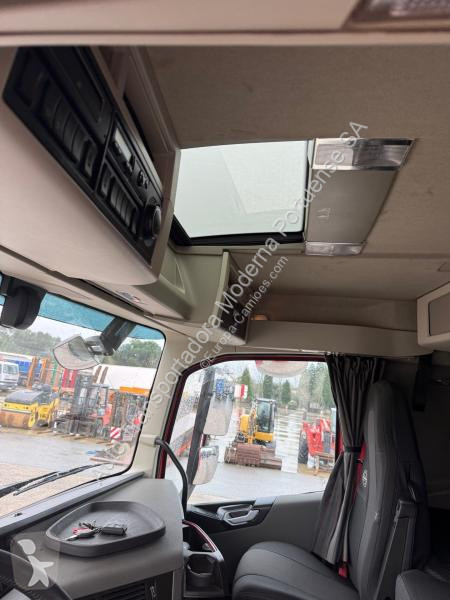 Tracteur Volvo 500
