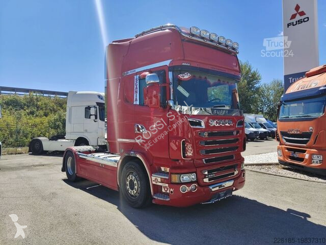 Tratores Scania - 560