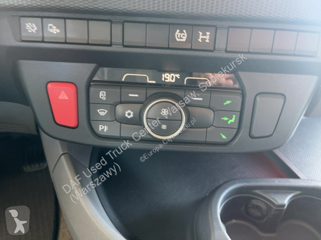 Tratores DAF XFn  FT 4X2