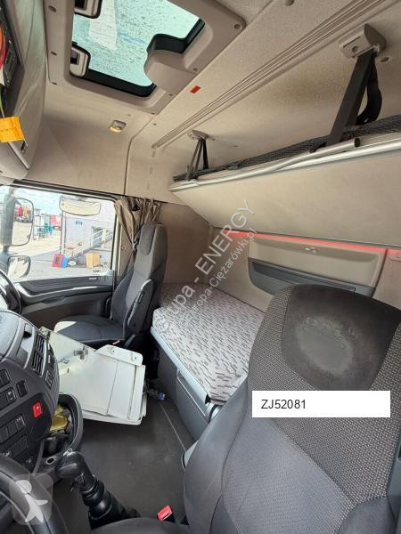 Tratores DAF 460
