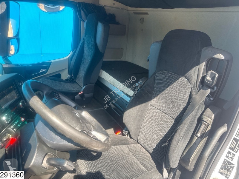 Cabeza tractora Mercedes 1846 EURO 6