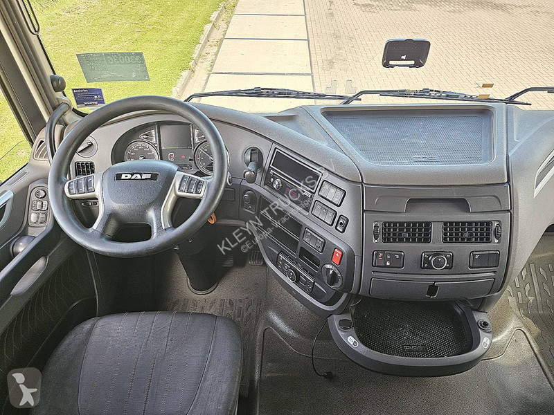 Tracteur DAF 450