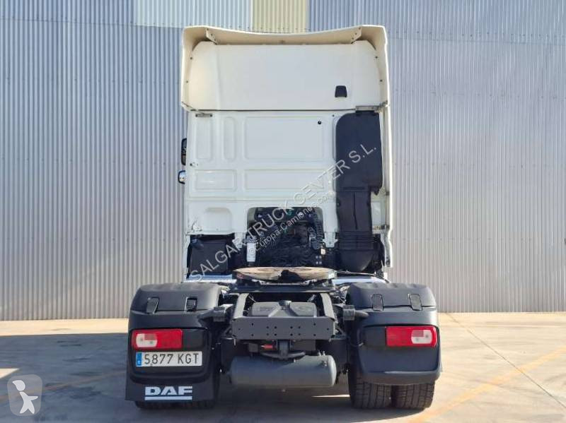 Cabeza tractora DAF