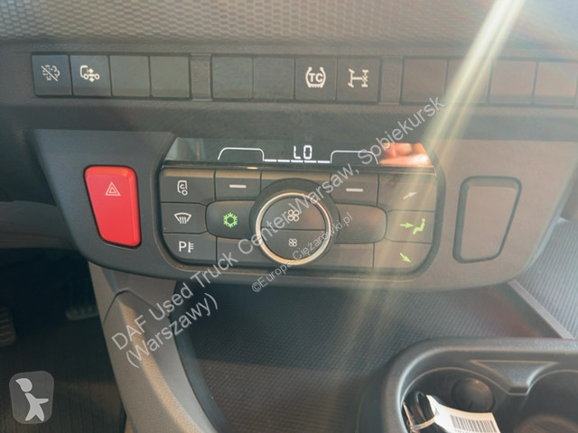 Cabeza tractora DAF XFn  FT 4X2