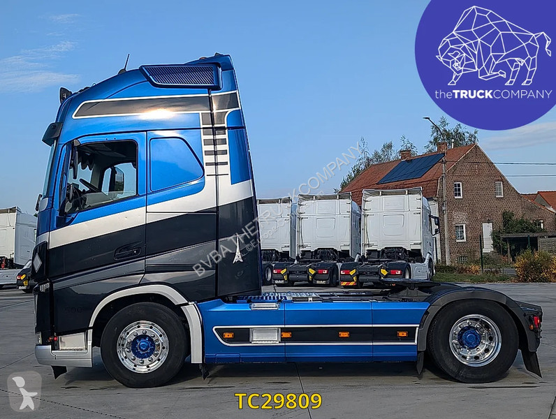 Trekker Volvo 500