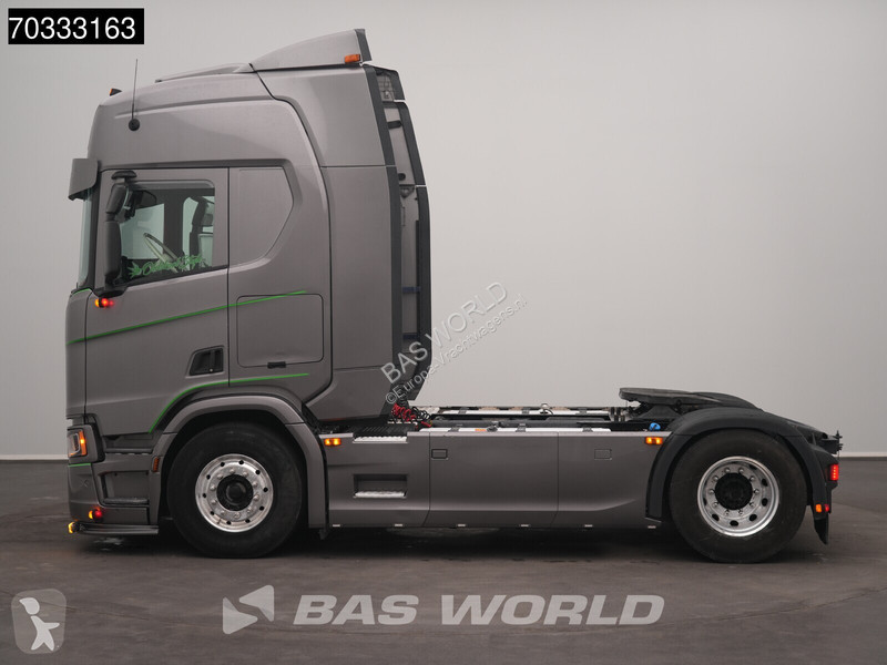 Trekker Scania 4X2 Retarder Full-Air 2x Tanks...