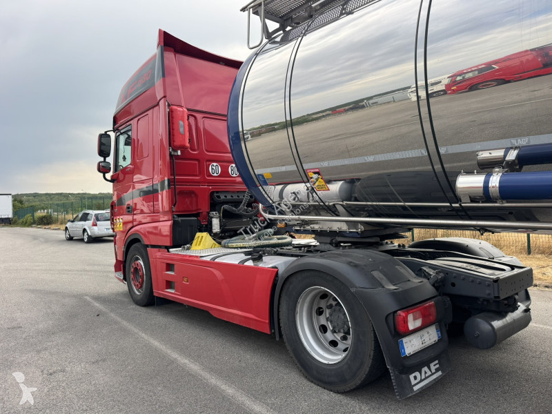 Cabeza tractora DAF