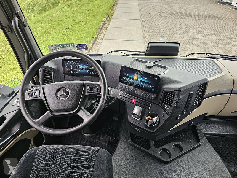 Trekker Mercedes ACTROS 1845