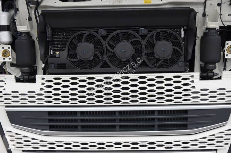 Тягач Volvo