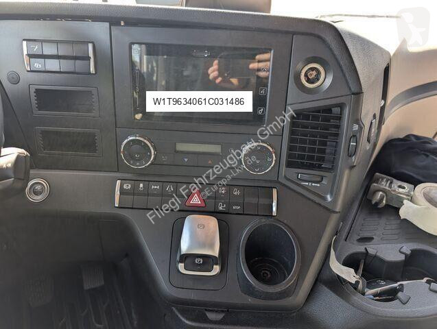 Cabeza tractora Mercedes 1851 LSnRL