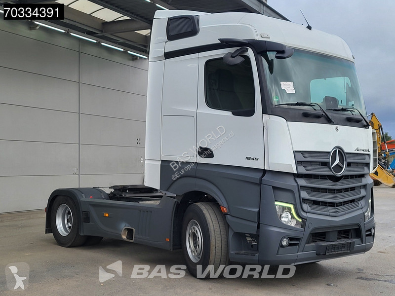 Cabeza tractora Mercedes 1845 4X2 StreamSpace...