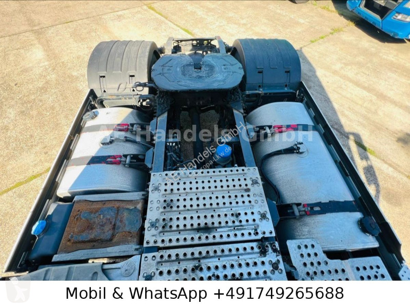 Cabeza tractora Volvo 460 Globe BL MY2016...