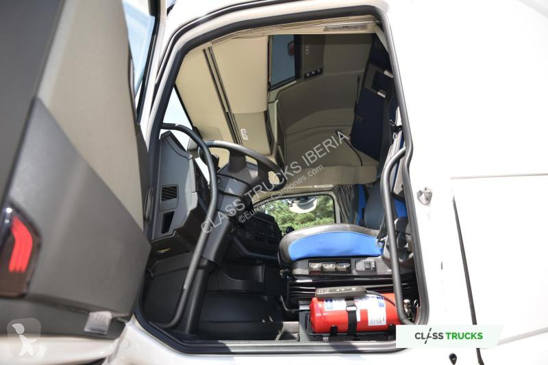 Cabeza tractora Volvo 500 Globetrotter XL...