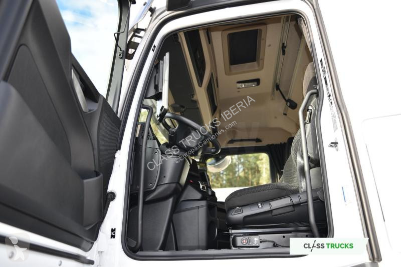 Tahač Mercedes 5 1845 BigSpace MirrorCam