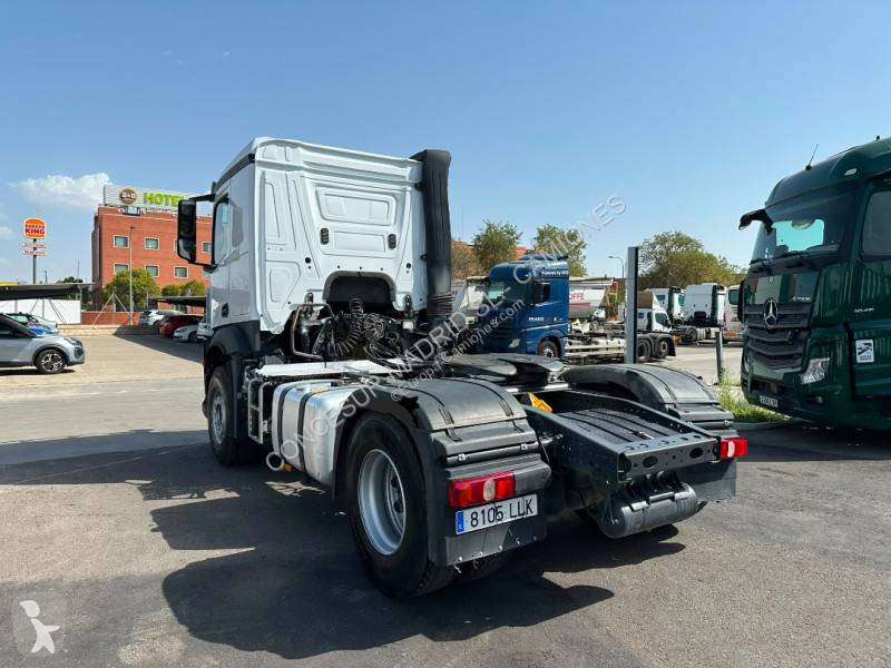 Cabeza tractora Mercedes 1845 LS