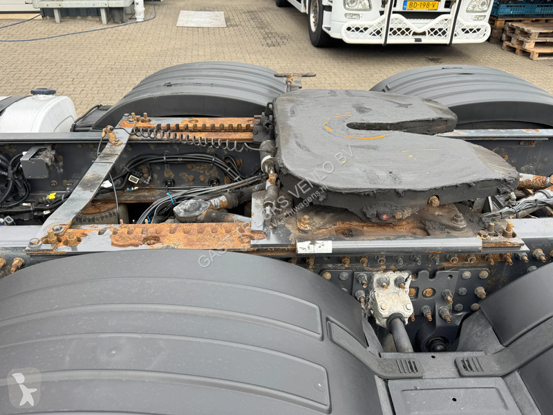 Cabeza tractora Volvo 750 6x2 Retarder Globe XL