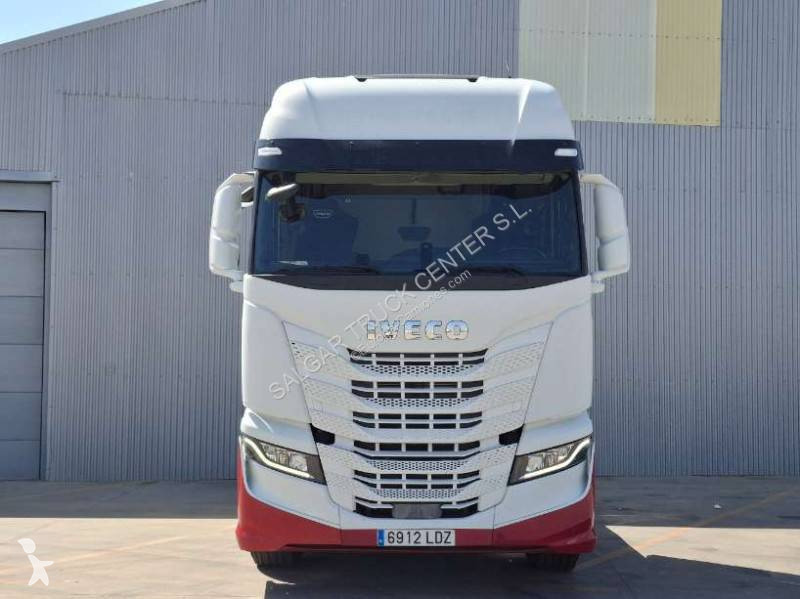Cabeza tractora Iveco AS 440
