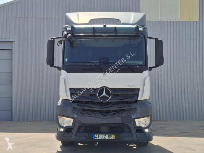 Cabeza tractora Mercedes 1841 LS
